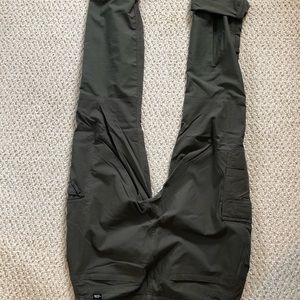 North face pants. Worn once. Size 4 reg length